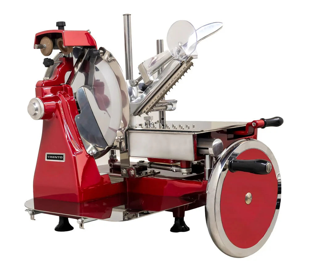 Omcan MS-IT-0350-M Trento 14 inch Volano manual slicer with standard flywheel