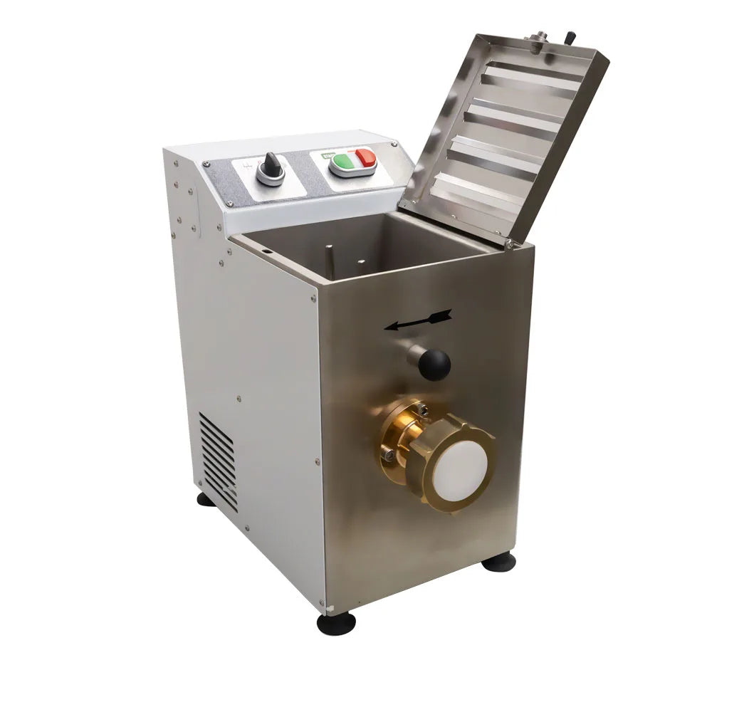Omcan TR70 CT countertop pasta machine view 4