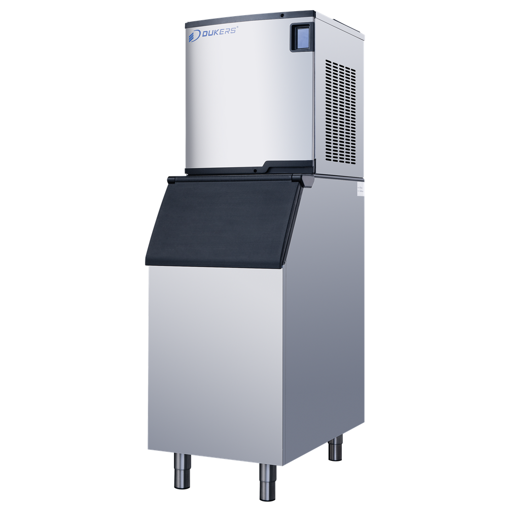 Dukers DIM-500A ice machine full-size cube ice detail