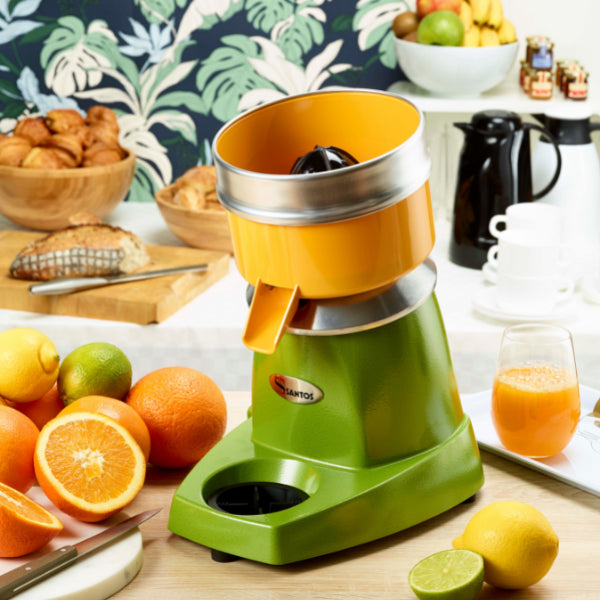 Omcan SANTOS 11 citrus juice extractor detail view